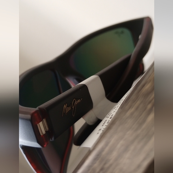 Maui Jim glasses - Picture 4 of 6